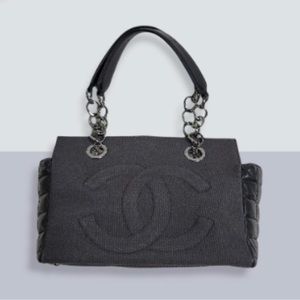 Beautiful black chanel bag. Good use condition